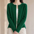 cardiga-feminino-de-la-merino-100-cashmere-decote-redondo-com-botoes-para-outono-e-inverno-premium-cor-02-verde