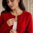 cardiga-feminino-de-la-merino-100-cashmere-decote-redondo-com-botoes-para-outono-e-inverno-premium-lifestyle-03