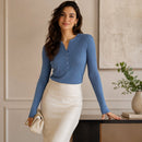pulover-feminino-trico-com-botoes-decote-v-cardiga-modelagem-solta-cor-solida-para-outono-e-inverno-lifestyle-05